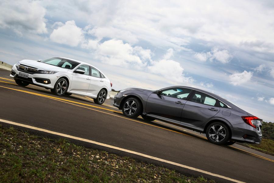  Honda Civic EX Sedan (FC) 2016 года  (LA) (фото 16 из 20)